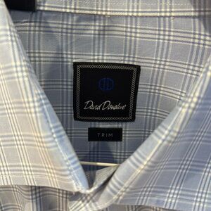 David Donahue Trim fit
Men’s dress shirt size 17 1/2